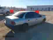 1997 Saturn SL с VIN 1G8ZH5286VZ216755, выставлен на аукционе IAAI как лот 43581076 с пробегом 125 317 миль миль и . История ставок и продаж доступна на DreamBid. Изображение 4.