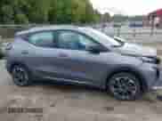 2023 Chevrolet Bolt EUV Premier с VIN 1G1FZ6S02P4205718, выставлен на аукционе IAAI как лот 43410077 с пробегом 29 090 миль миль и . История ставок и продаж доступна на DreamBid. Изображение 14.