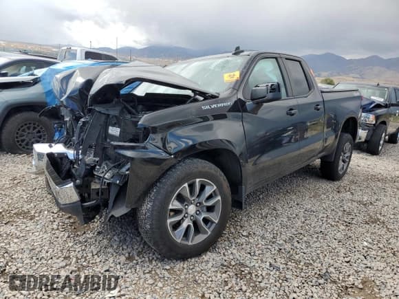 ✅ 2021 Chevrolet Silverado 1500 LT • VIN: 1GCRYJEK0MZ442150 • Lot: 69899544. Wystawiony na Copart z przebiegiem 27 499 mil. Bezpłatny archiwum sprzedaży aukcyjnych z USA i szczegółowy raport historii pojazdu na DreamBid. Zdjęcie 1.