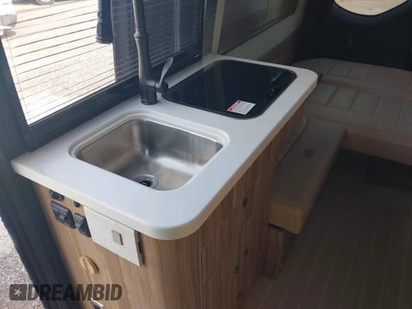 ✅ 2021 Mercedes-Benz Sprinter Cargo • VIN: W1X4EBHY8MP408560 • Lot: 41417376. Listed on IAAI with 16,361 mi. Free auction sales archive from the USA and detailed vehicle history report at DreamBid. Image 15.