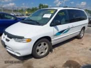 ✅ 2000 Dodge Caravan SE • VIN: 1B4GP44R6YB688397 • Лот: 42977835. Опубликован ранее на IAAI с пробегом 106 610 миль. Бесплатный доступ к архиву аукционных продаж из США и подробный отчёт об истории автомобиля на DreamBid. Изображение 17.