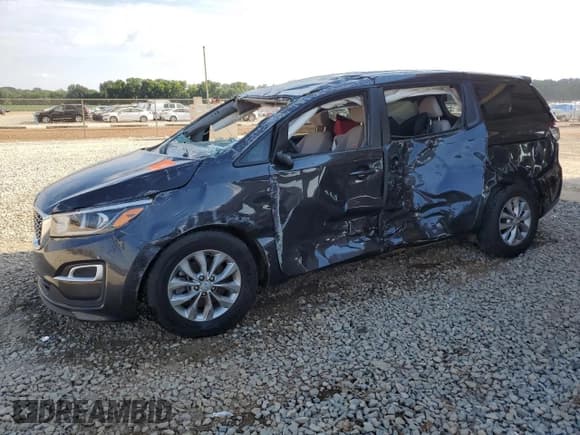 ✅ 2019 Kia Sedona LX • VIN: KNDMB5C10K6509826 • Lot: 63496505. Listed on Copart with 148,670 mi. Free auction sales archive from the USA and detailed vehicle history report at DreamBid. Image 1.