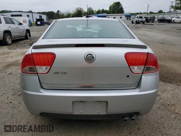 ✅ 2011 Mercury Milan • VIN: 3MEHM0HA3BR604115 • Лот: 50923375. Опубликован ранее на Copart с пробегом 247 534 миль. Бесплатный доступ к архиву аукционных продаж из США и подробный отчёт об истории автомобиля на DreamBid. Изображение 6.