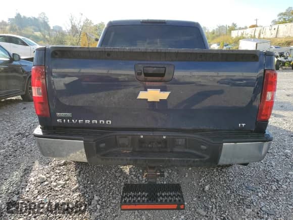 2010 Chevrolet Silverado 1500 LT with VIN 3GCRKSE36AG285400, listed as a Copart auction lot 91344305 with 210,263 mi miles and Clean title. Bid and sale history available at DreamBid. Image 6.
