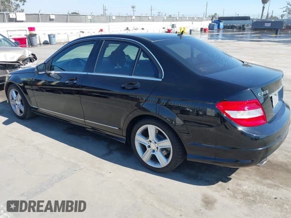 ✅ 2010 Mercedes-Benz C 300 Sport • VIN: WDDGF5EB7AF382472 • Lot: 42910164. Listed on IAAI with 99,966 mi. Free auction sales archive from the USA and detailed vehicle history report at DreamBid. Image 3.