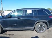 ✅ 2023 Jeep Grand Cherokee • VIN: 1C4RJYB64PC666050 • Лот: 43168638. Опубликован ранее на IAAI с пробегом 30 174 миль. Бесплатный доступ к архиву аукционных продаж из США и подробный отчёт об истории автомобиля на DreamBid. Изображение 14.