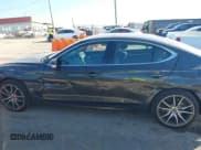 ✅ 2023 Genesis G70 2.0T • VIN: KMTG34TA4PU131180 • Lot: 43634271. Wystawiony na IAAI z przebiegiem 14 615 mil. Bezpłatny archiwum sprzedaży aukcyjnych z USA i szczegółowy raport historii pojazdu na DreamBid. Zdjęcie 14.
