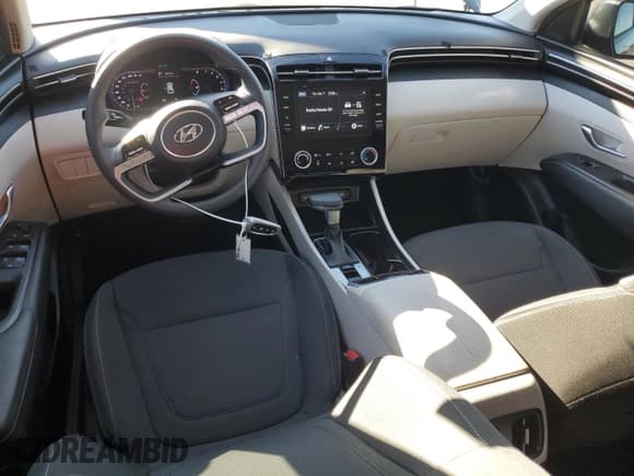 ✅ 2022 Hyundai Tucson SEL • VIN: 5NMJB3AE9NH145605 • Lot: 79571704. Listed on Copart with 42,597 mi. Free auction sales archive from the USA and detailed vehicle history report at DreamBid. Image 8.