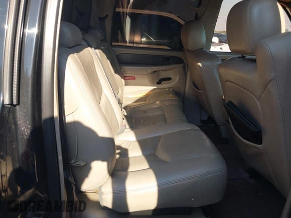 ✅ 2004 Chevrolet Avalanche Z66 • VIN: 3GNEC12T84G149677 • Lot: 43443498. Listed on IAAI with 290,086 mi. Free auction sales archive from the USA and detailed vehicle history report at DreamBid. Image 8.