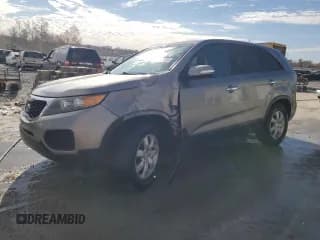 ✅ 2011 Kia Sorento LX • VIN: 5XYKTCA11BG024751 • Lot: 92596785. Listed on Copart with 175,804 mi. Free auction sales archive from the USA and detailed vehicle history report at DreamBid. Image 1.