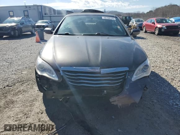 ✅ 2014 Chrysler 200 Touring • VIN: 1C3BCBEB2EN158375 • Lot: 46160125. Listed on Copart with 83,700 mi. Free auction sales archive from the USA and detailed vehicle history report at DreamBid. Image 5.