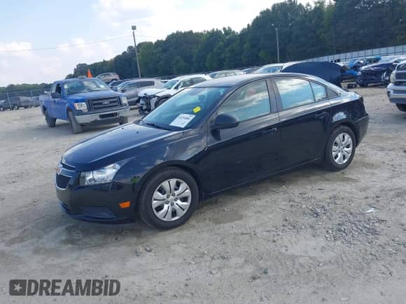 2014 Chevrolet Cruze LS с VIN 1G1PA5SH9E7485712, выставлен на аукционе IAAI как лот 43254886 с пробегом 167 000 миль миль и . История ставок и продаж доступна на DreamBid. Изображение 18.