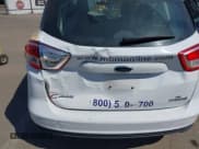 ✅ 2018 Ford C-Max SE • VIN: 1FADP5AU4JL100975 • Lot: 42465883. Wystawiony na IAAI z przebiegiem 116 780 mil. Bezpłatny archiwum sprzedaży aukcyjnych z USA i szczegółowy raport historii pojazdu na DreamBid. Zdjęcie 17.