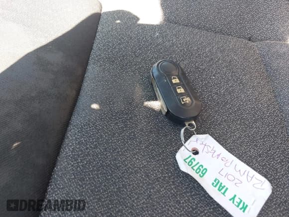 ✅ 2017 Ram ProMaster Cargo • VIN: 3C6TRVBG6HE524239 • Lot: 40391124. Listed on IAAI with 79,332 mi. Free auction sales archive from the USA and detailed vehicle history report at DreamBid. Image 11.