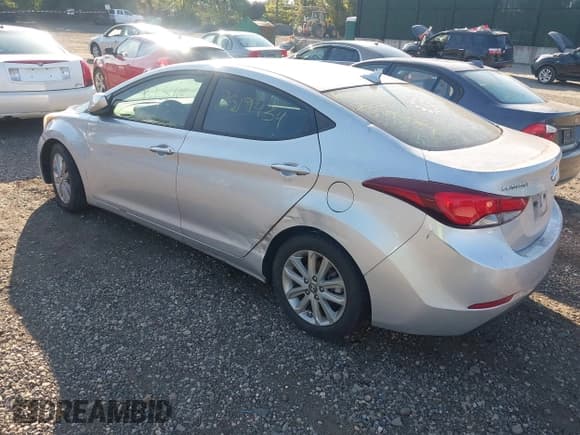 ✅ 2015 Hyundai Elantra SE • VIN: KMHDH4AE7FU357135 • Lot: 43274226. Listed on IAAI with Not provided. Free auction sales archive from the USA and detailed vehicle history report at DreamBid. Image 3.