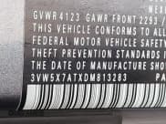 ✅ 2013 Volkswagen Beetle 2.5L • VIN: 3VW5X7ATXDM813283 • Lot: 42489711. Wystawiony na IAAI z przebiegiem 69 821 mil. Bezpłatny archiwum sprzedaży aukcyjnych z USA i szczegółowy raport historii pojazdu na DreamBid. Zdjęcie 9.