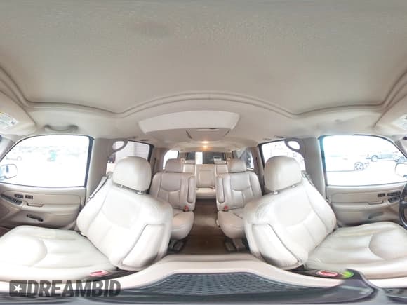 ✅ 2004 Chevrolet Suburban LT • VIN: 1GNEC16T44R312125 • Лот: 52427875. Опубликован ранее на Copart с пробегом 188 143 миль. Бесплатный доступ к архиву аукционных продаж из США и подробный отчёт об истории автомобиля на DreamBid. Изображение 13.