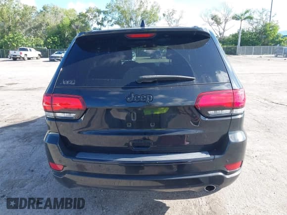 ✅ 2018 Jeep Grand Cherokee Altitude • VIN: 1C4RJEAG4JC408000 • Lot: 43007681. Wystawiony na IAAI z przebiegiem 73 437 mil. Bezpłatny archiwum sprzedaży aukcyjnych z USA i szczegółowy raport historii pojazdu na DreamBid. Zdjęcie 16.
