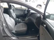 ✅ 2014 Hyundai Sonata SE • VIN: 5NPEC4AC7EH829414 • Лот: 42932232. Опубликован ранее на IAAI с пробегом 100 974 миль. Бесплатный доступ к архиву аукционных продаж из США и подробный отчёт об истории автомобиля на DreamBid. Изображение 5.