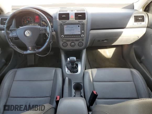 ✅ 2005 Volkswagen Jetta 2.5L • VIN: 3VWSF71KX5M616418 • Lot: 53319595. Listed on Copart with 279,284 mi. Free auction sales archive from the USA and detailed vehicle history report at DreamBid. Image 8.