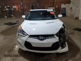 2012 Hyundai Veloster w/Red Int z VIN KMHTC6AD7CU030162, wystawiony jako Copart lot #73692164 z przebiegiem 101 371 mil mil oraz Szkoda całkowita • Salvage title. Historia ofert i sprzedaży dostępna na DreamBid. Obrazek 5.