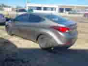 2014 Hyundai Elantra SE z VIN 5NPDH4AE7EH526826, wystawiony jako IAAI lot #41350550 z przebiegiem 204 141 mil mil oraz . Historia ofert i sprzedaży dostępna na DreamBid. Obrazek 3.