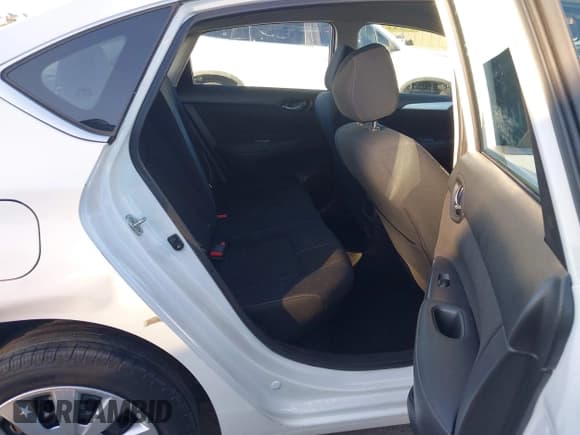 ✅ 2017 Nissan Sentra SL • VIN: 3N1AB7AP1HY296041 • Lot: 43769589. Listed on IAAI with 99,295 mi. Free auction sales archive from the USA and detailed vehicle history report at DreamBid. Image 8.