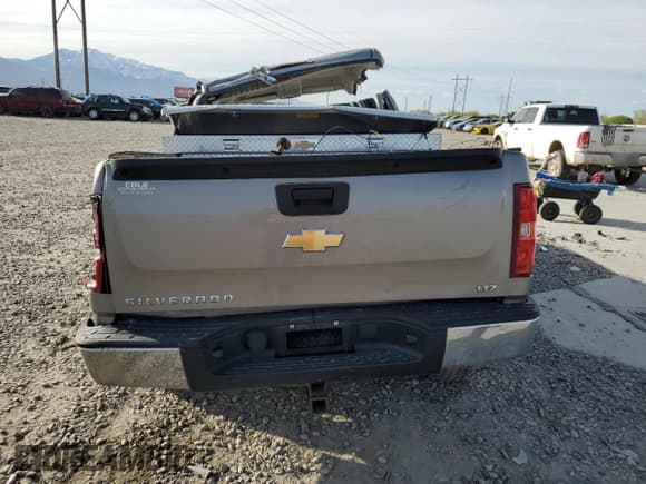 ✅ 2009 Chevrolet Silverado 1500 LTZ • VIN: 3GCEK33M39G249935 • Lot: 51759944. Listed on Copart with Not provided. Free auction sales archive from the USA and detailed vehicle history report at DreamBid. Image 6.