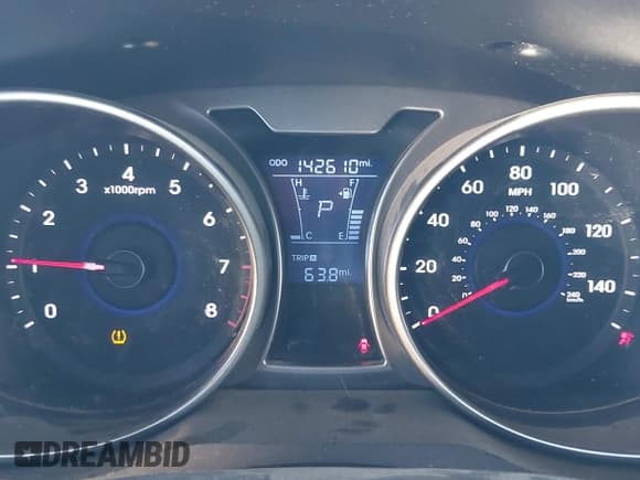 ✅ 2014 Hyundai Veloster • VIN: KMHTC6AD9EU192734 • Lot: 43486592. Wystawiony na IAAI z przebiegiem 142 610 mil. Bezpłatny archiwum sprzedaży aukcyjnych z USA i szczegółowy raport historii pojazdu na DreamBid. Zdjęcie 7.