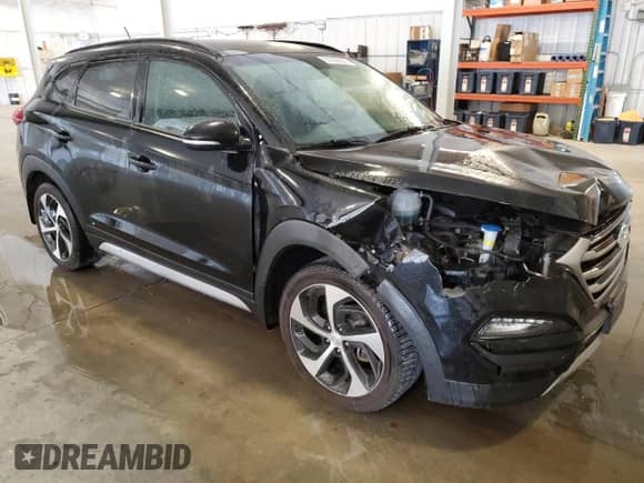 2017 Hyundai Tucson Sport z VIN KM8J33A24HU553893, wystawiony jako Copart lot #81850935 z przebiegiem 95 648 mil mil oraz Szkoda całkowita • Salvage title. Historia ofert i sprzedaży dostępna na DreamBid. Obrazek 4.