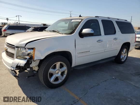 2007 Chevrolet Suburban LTZ with VIN 1GNFC16017R400130, listed as a Copart auction lot 91052515 with 177,895 mi miles and Salvage title. Bid and sale history available at DreamBid. Image 1.