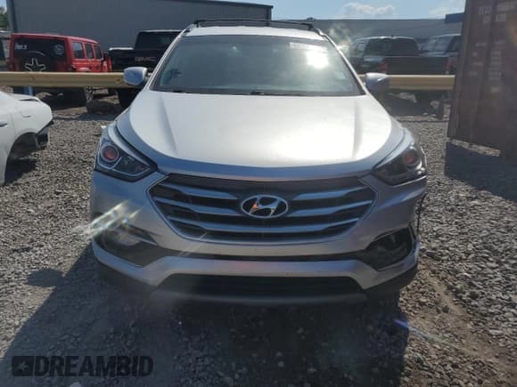 ✅ 2018 Hyundai Santa Fe 2.4L • VIN: 5XYZU3LB2JG561483 • Лот: 60343064. Опубликован ранее на Copart с пробегом 128 845 миль. Бесплатный доступ к архиву аукционных продаж из США и подробный отчёт об истории автомобиля на DreamBid. Изображение 5.