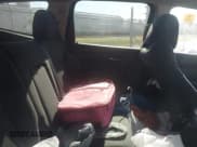 ✅ 2014 Chevrolet Traverse LT • VIN: 1GNKRGKD3EJ142150 • Lot: 43381233. Wystawiony na IAAI z przebiegiem 249 036 mil. Bezpłatny archiwum sprzedaży aukcyjnych z USA i szczegółowy raport historii pojazdu na DreamBid. Zdjęcie 8.