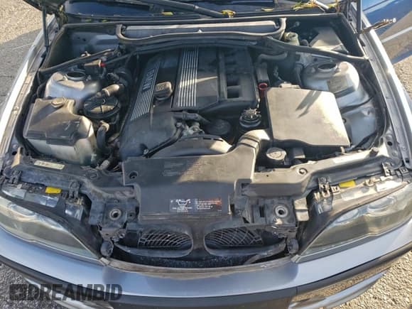 ✅ 2004 BMW 3 Series 330Ci • VIN: WBABD53474PL12383 • Lot: 95572735. Wystawiony na Copart z przebiegiem 207 095 mil. Bezpłatny archiwum sprzedaży aukcyjnych z USA i szczegółowy raport historii pojazdu na DreamBid. Zdjęcie 11.