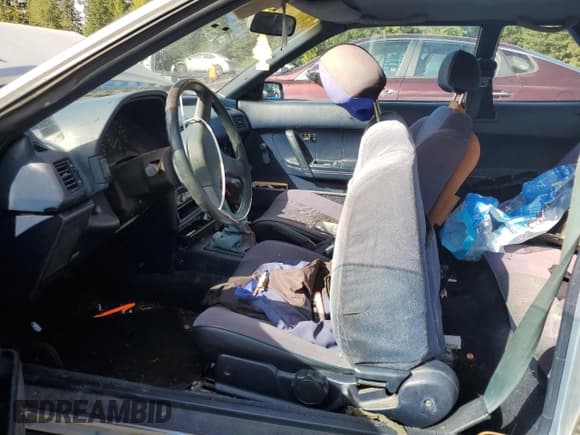 ✅ 1989 Toyota Celica • VIN: JT2ST66C8K7331643 • Lot: 72546134. Wystawiony na Copart z przebiegiem 38 909 mil. Bezpłatny archiwum sprzedaży aukcyjnych z USA i szczegółowy raport historii pojazdu na DreamBid. Zdjęcie 7.