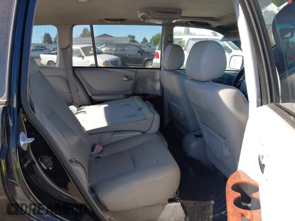 ✅ 2007 Toyota Highlander w/3rd Row • VIN: JTEEW21A270045177 • Lot: 42672472. Wystawiony na IAAI z przebiegiem Nie podano. Bezpłatny archiwum sprzedaży aukcyjnych z USA i szczegółowy raport historii pojazdu na DreamBid. Zdjęcie 8.