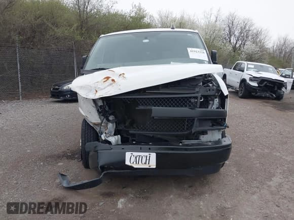 ✅ 2023 Chevrolet Express Passenger LS • VIN: 1GAZGNFP2P1137216 • Lot: 41923220. Listed on IAAI with 14,163 mi. Free auction sales archive from the USA and detailed vehicle history report at DreamBid. Image 13.