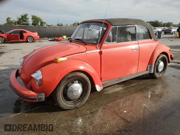 ✅ 1975 Volkswagen Beetle • VIN: 1552010446 • Lot: 91213135. Wystawiony na Copart z przebiegiem 92 047 mil. Bezpłatny archiwum sprzedaży aukcyjnych z USA i szczegółowy raport historii pojazdu na DreamBid. Zdjęcie 1.