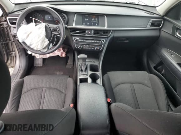 ✅ 2018 Kia Optima LX • VIN: 5XXGT4L30JG213498 • Lot: 83987565. Listed on Copart with 96,457 mi. Free auction sales archive from the USA and detailed vehicle history report at DreamBid. Image 8.