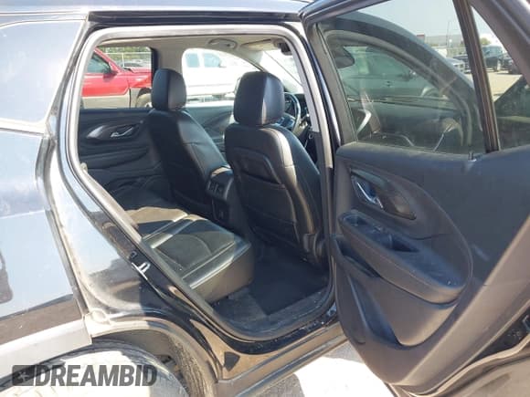 ✅ 2019 GMC Terrain SLT • VIN: 3GKALPEX7KL386680 • Lot: 43153140. Wystawiony na IAAI z przebiegiem 106 217 mil. Bezpłatny archiwum sprzedaży aukcyjnych z USA i szczegółowy raport historii pojazdu na DreamBid. Zdjęcie 8.