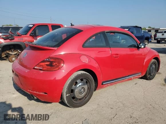 ✅ 2012 Volkswagen Beetle Turbo • VIN: 3VWVA7AT2CM624952 • Lot: 69086695. Listed on Copart with 113,320 mi. Free auction sales archive from the USA and detailed vehicle history report at DreamBid. Image 3.