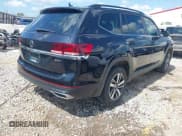 ✅ 2022 Volkswagen Atlas SE • VIN: 1V2LP2CA1NC502304 • Lot: 42828374. Listed on IAAI with 60,782 mi. Free auction sales archive from the USA and detailed vehicle history report at DreamBid. Image 4.