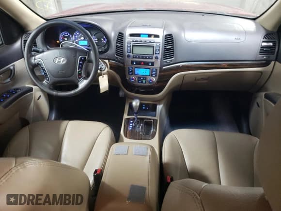 ✅ 2012 Hyundai Santa Fe Limited • VIN: 5XYZK4AG4CG112240 • Lot: 77424994. Listed on Copart with 217,853 mi. Free auction sales archive from the USA and detailed vehicle history report at DreamBid. Image 8.