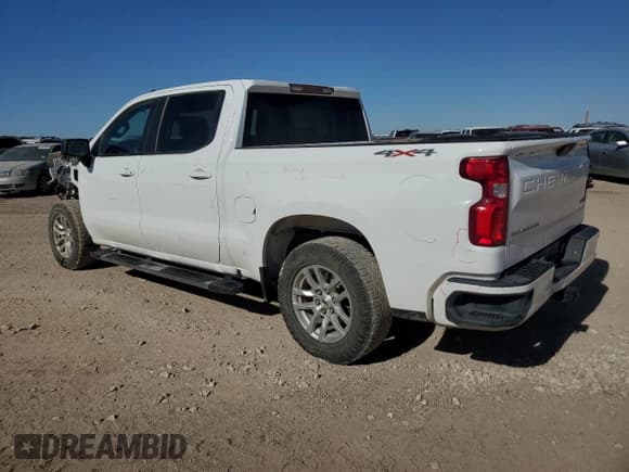 ✅ 2021 Chevrolet Silverado 1500 RST • VIN: 1GCUYEED8MZ240448 • Lot: 76653954. Wystawiony na Copart z przebiegiem 82 930 mil. Bezpłatny archiwum sprzedaży aukcyjnych z USA i szczegółowy raport historii pojazdu na DreamBid. Zdjęcie 2.