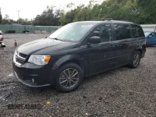 2017 Dodge Grand Caravan SXT с VIN 2C4RDGCG5HR698698, выставлен на аукционе Copart как лот 59758155 с пробегом 127 210 миль миль и Списание • Salvage title. История ставок и продаж доступна на DreamBid. Изображение 1.