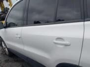 ✅ 2018 Volkswagen Tiguan • VIN: WVGAV7AX9JK004415 • Лот: 41533990. Опубликован ранее на IAAI с пробегом 69 856 миль. Бесплатный доступ к архиву аукционных продаж из США и подробный отчёт об истории автомобиля на DreamBid. Изображение 15.