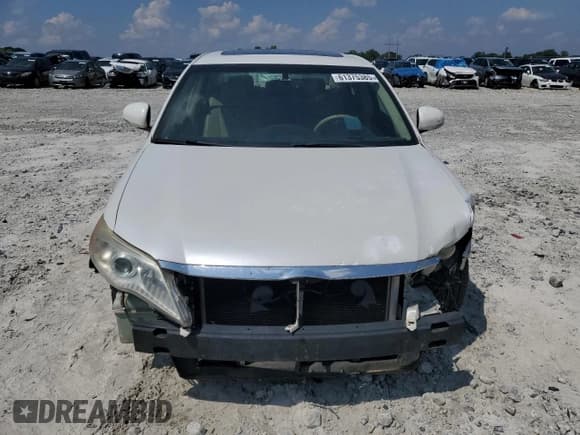 ✅ 2012 Toyota Avalon • VIN: 4T1BK3DB9CU446656 • Lot: 61375385. Listed on Copart with 280,952 mi. Free auction sales archive from the USA and detailed vehicle history report at DreamBid. Image 5.