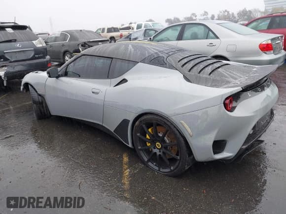 ✅ 2021 Lotus Evora • VIN: SCCLMDDN1MHA10513 • Lot: 41491400. Wystawiony na IAAI z przebiegiem 18 170 mil. Bezpłatny archiwum sprzedaży aukcyjnych z USA i szczegółowy raport historii pojazdu na DreamBid. Zdjęcie 3.