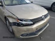 ✅ 2012 Volkswagen Jetta SEL • VIN: 3VWLP7AJ4CM300227 • Lot: 43781524. Listed on IAAI with 180,937 mi. Free auction sales archive from the USA and detailed vehicle history report at DreamBid. Image 6.