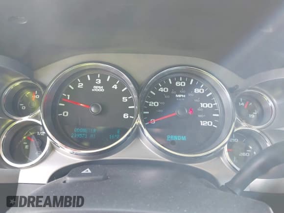 ✅ 2010 Chevrolet Silverado 1500 LT • VIN: 1GCPKSE07AZ265542 • Лот: 41374799. Опубликован ранее на IAAI с пробегом 239 571 миль. Бесплатный доступ к архиву аукционных продаж из США и подробный отчёт об истории автомобиля на DreamBid. Изображение 7.